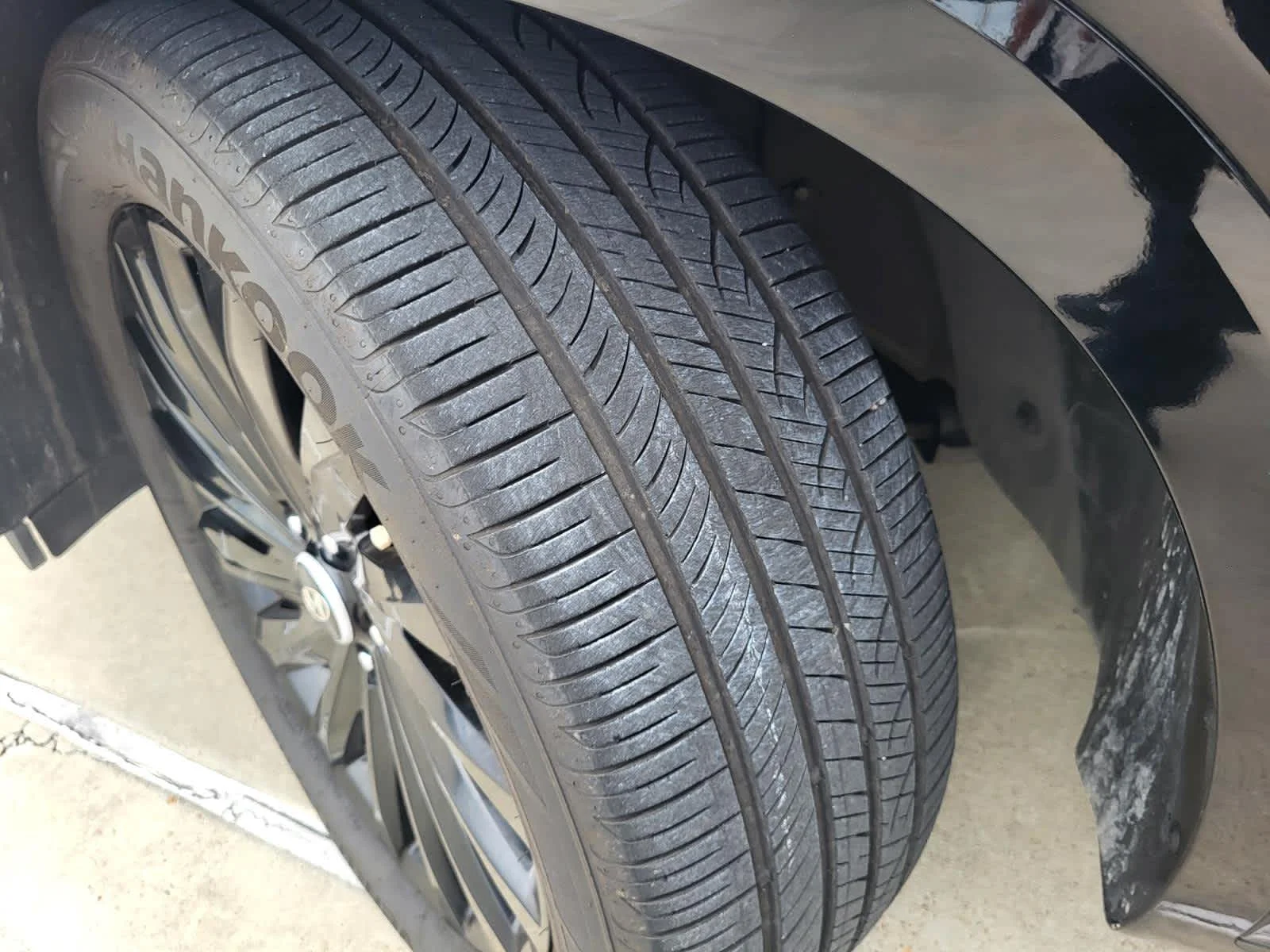 Used 2025 Abyss Black Pearl Hyundai Calligraphy Night Edition image 27