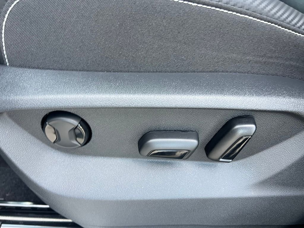 2026 Volkswagen Atlas Cross Sport SE w/Tech - Photo 55