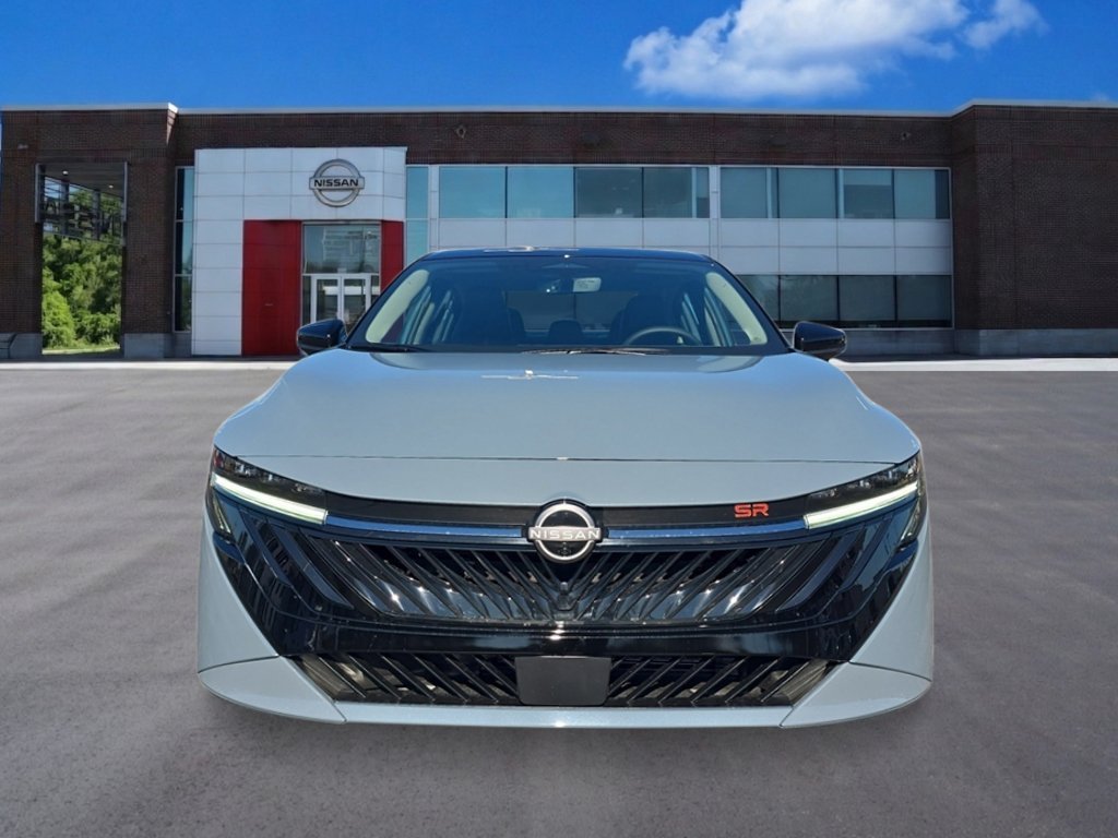 New 2027 Atlantic Gray Metallic / Super Black Two-tone Nissan SR image 6