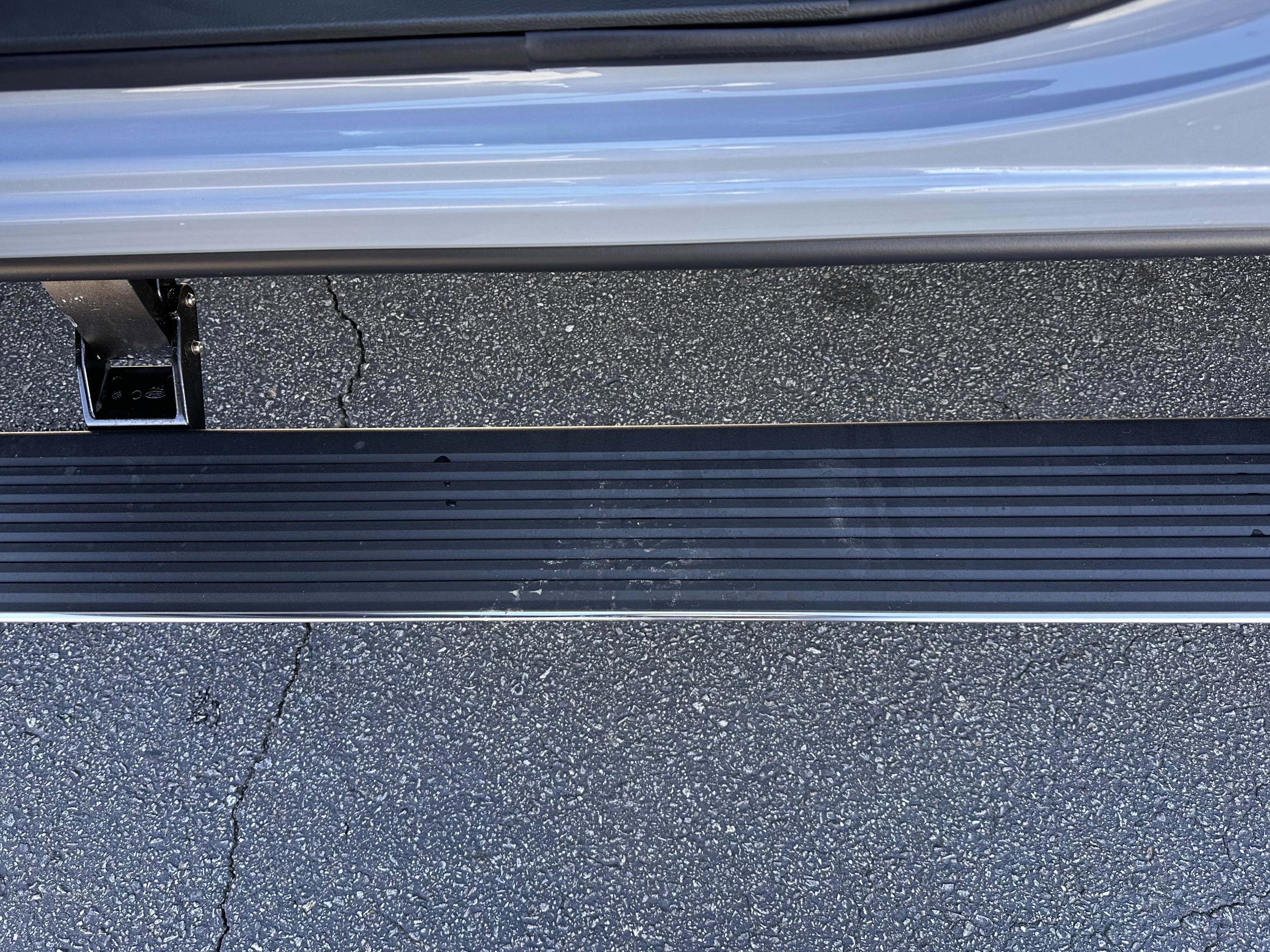 New 2026 Glacier Gray Metallic Tri-Coat Ford F-250® Platinum® image 12