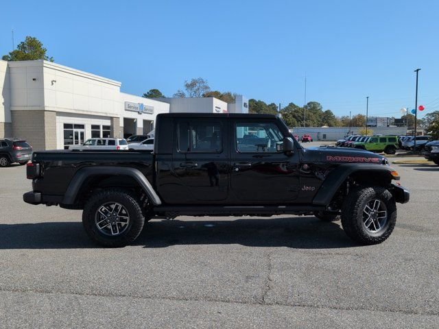 New 2026 Black Clear-Coat Exterior Paint Jeep Mojave image 3