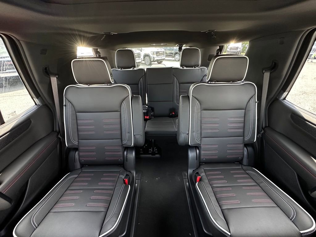2026 GMC Yukon AT4 Ultimate - Photo 28