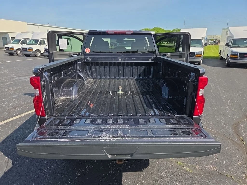 2024 Chevrolet Silverado 2500HD Custom - Photo 21