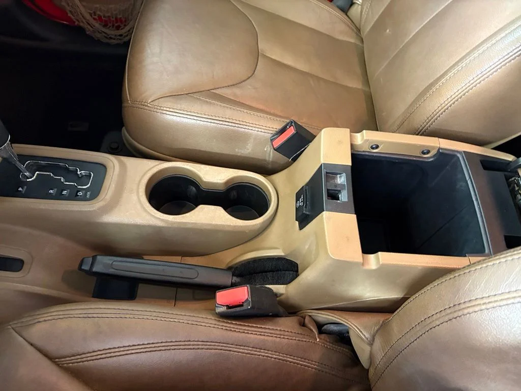 Used 2013 Red Jeep Unlimited Sahara image 36