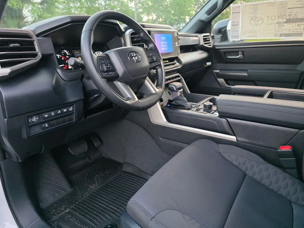 2026 Toyota Tundra SR5 - Photo 25