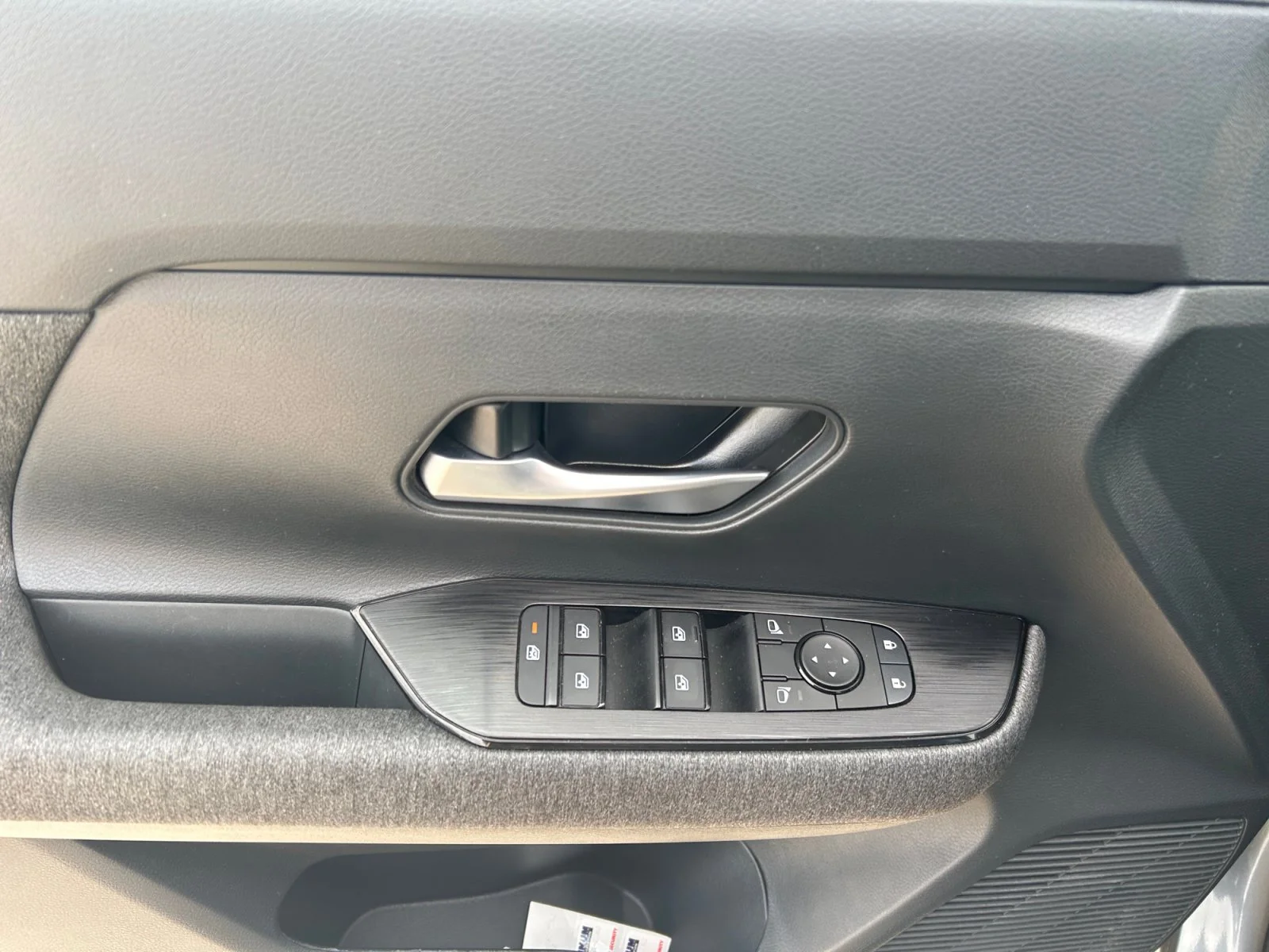 Used 2026 Gray Nissan SV AWD image 15
