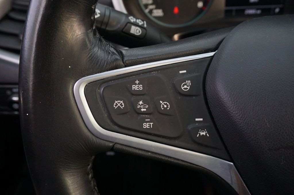 Used 2022 Red Chevrolet LT image 23