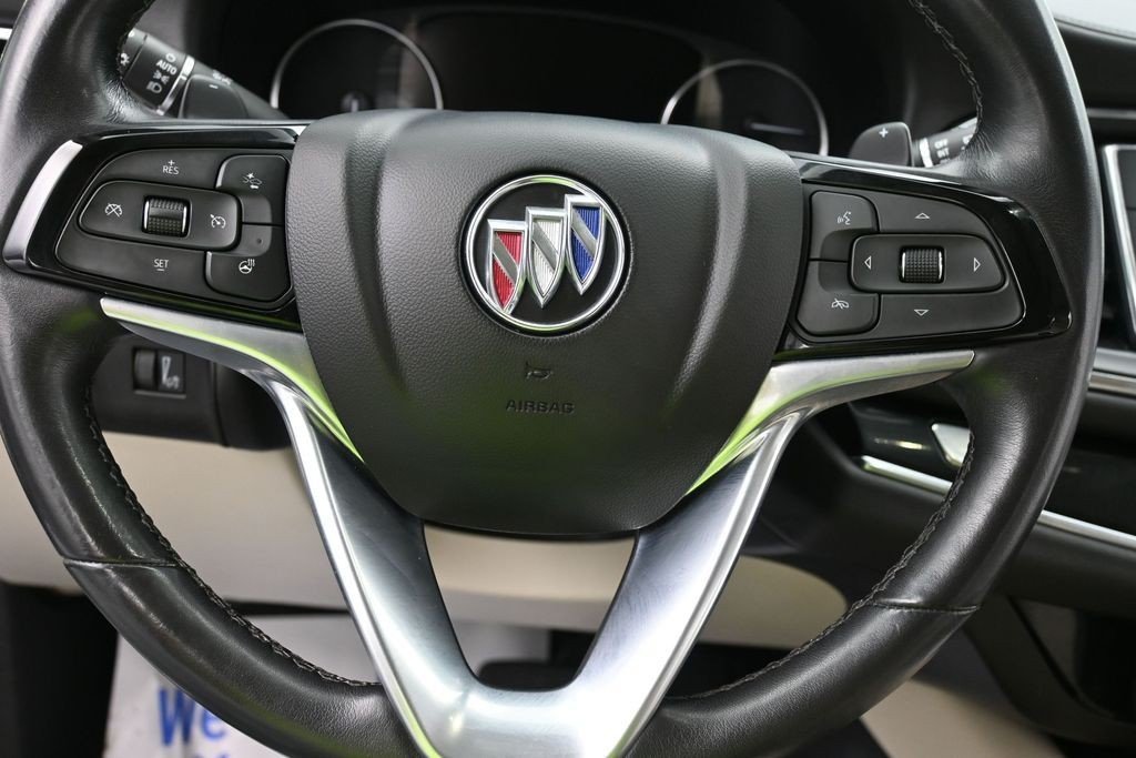 Used 2022 White Frost Buick AWD 4dr Avenir image 16