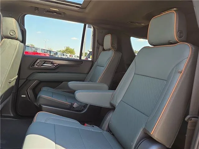 New 2027 Sterling Metallic GMC AT4 image 14