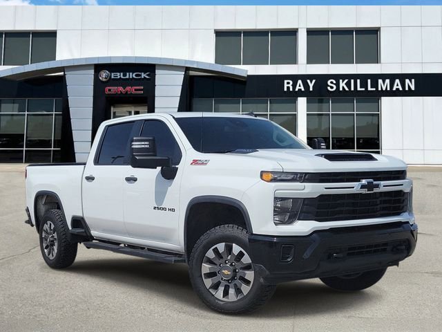 2024 Chevrolet Silverado HD Custom 4WD Crew Cab Standard Box's photo
