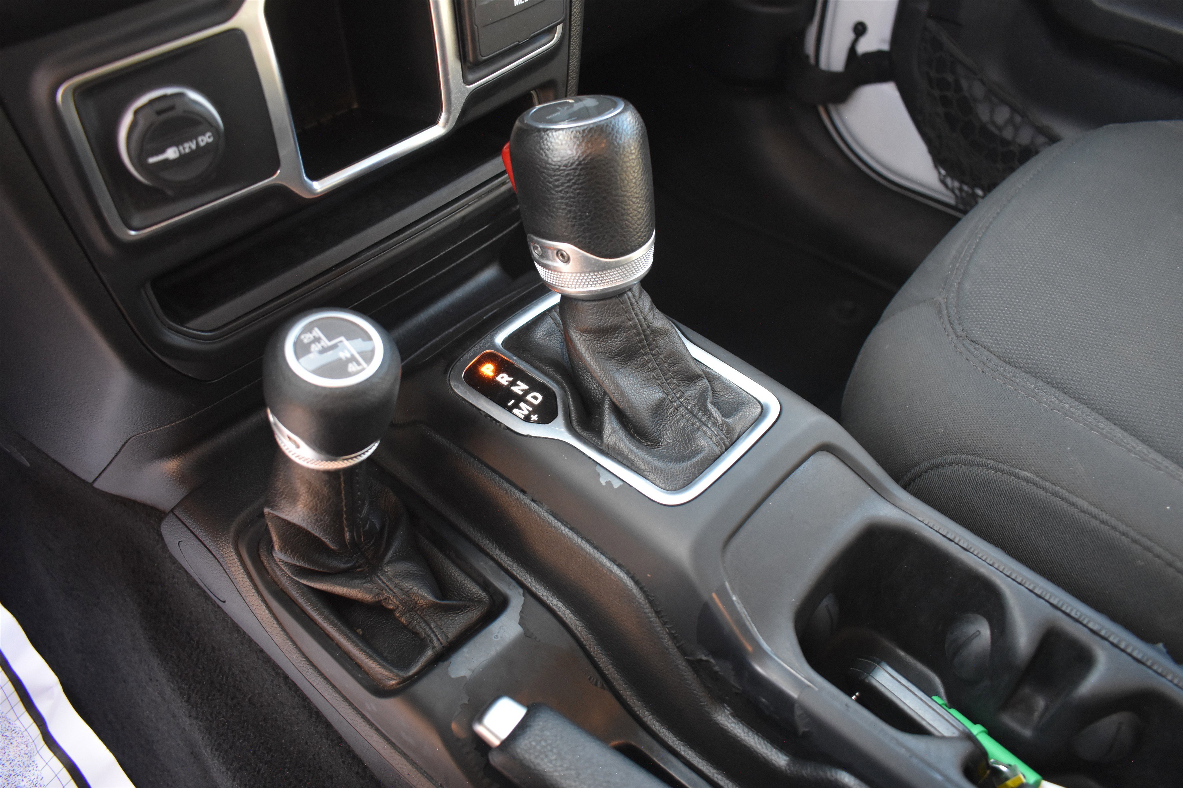2023 Jeep Wrangler 4-Door Sport - Photo 25