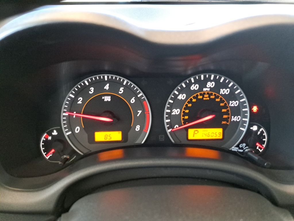 Used 2010 Silver Toyota S image 23