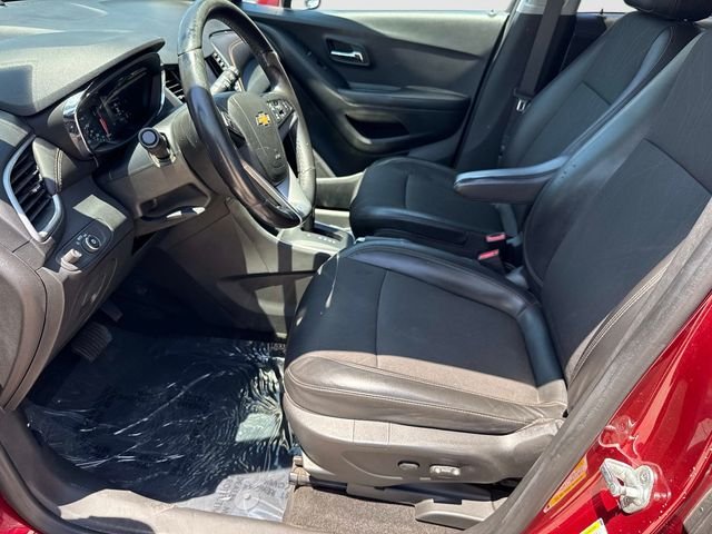 Used 2022 Red Chevrolet LT image 13
