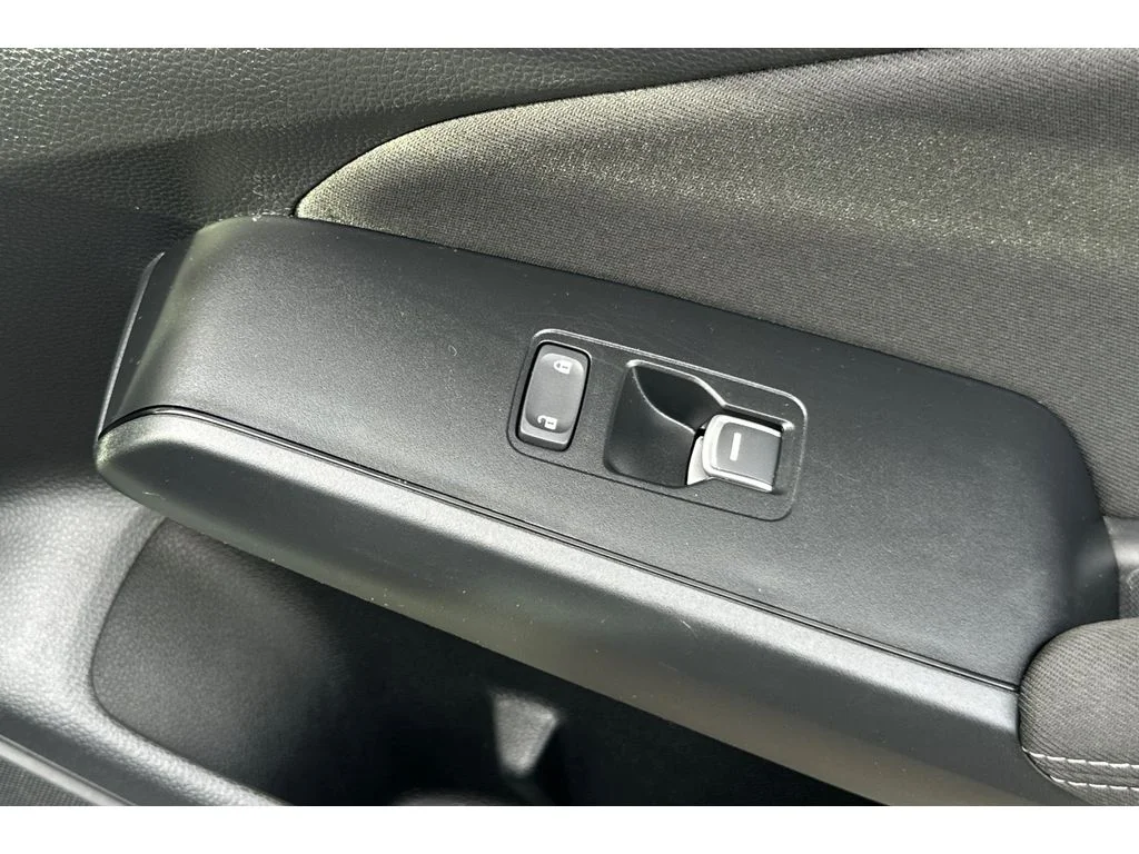 Used 2025 Sonic Gray Pearl Honda Sport image 21