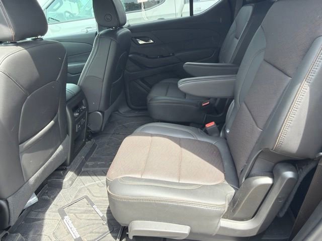 Certified Used 2023 Mosaic Black Metallic Chevrolet High Country image 6
