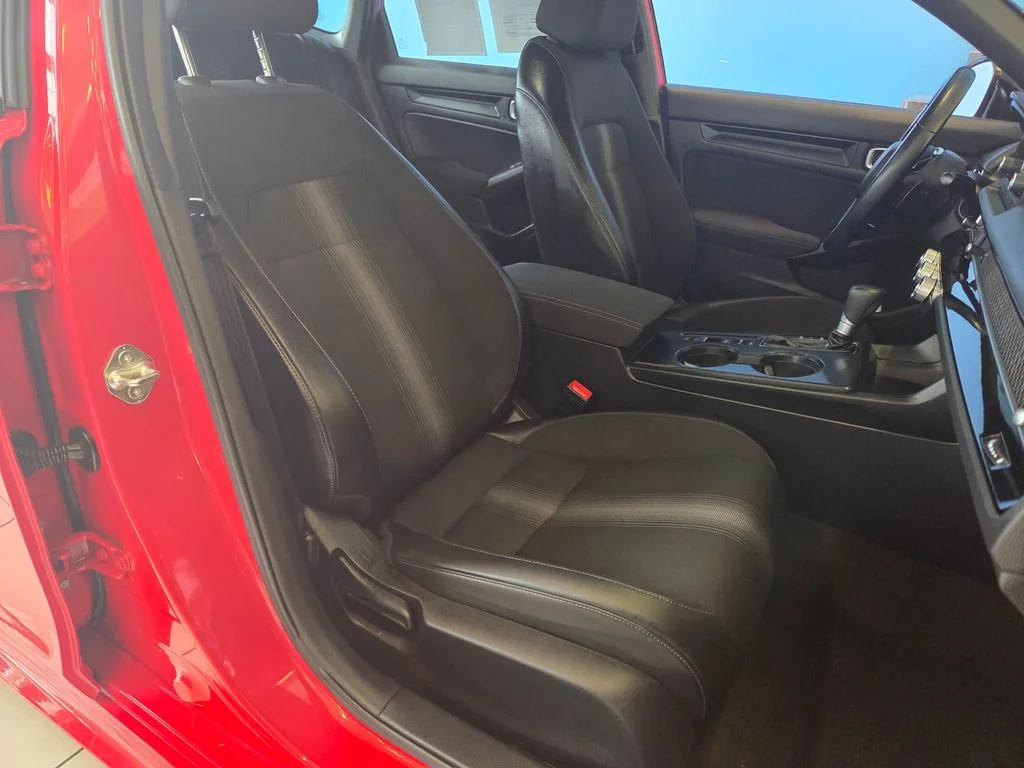 2025 Honda Civic Sport - Photo 22