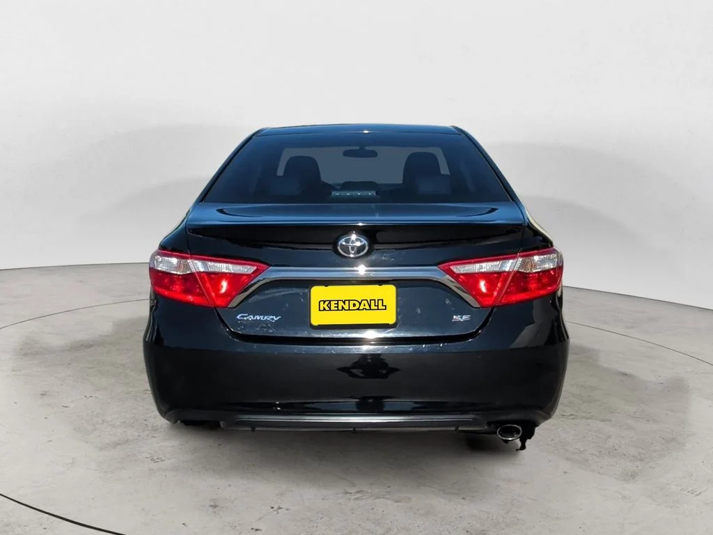 Used 2015 Black Toyota SE image 3