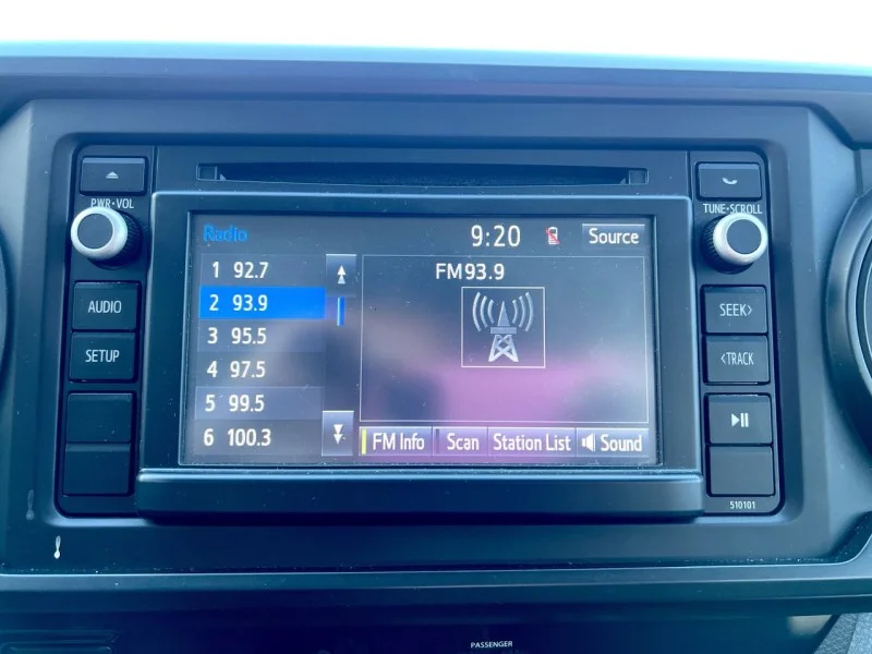 Used 2016 Gray Toyota SR image 17