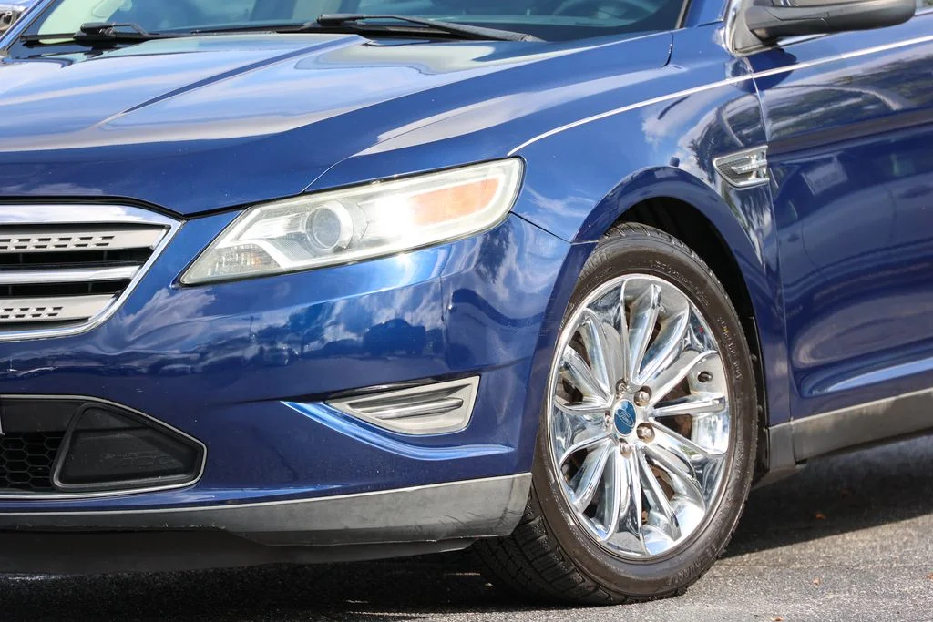 Used 2012 Blue Ford Limited image 13