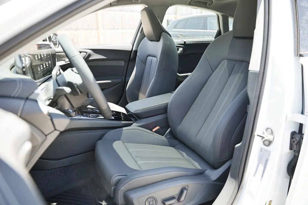 New 2026 Glacier White Metallic Audi 2.0T Prestige image 24