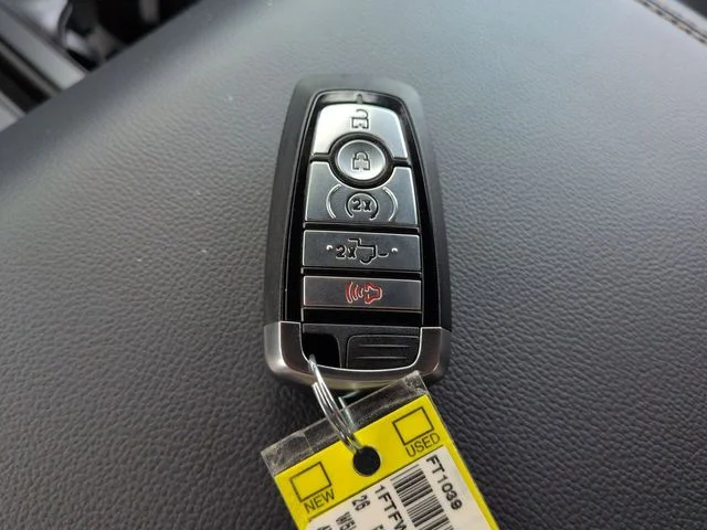New 2026 Agate Black Metallic Ford Lariat® image 28