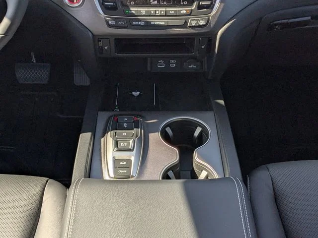 New 2026 Platinum White Pearl Honda RTL image 19