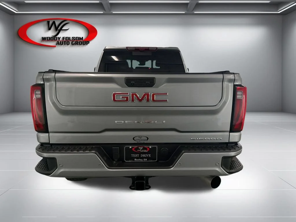 Used 2025 Sterling Metallic GMC Denali image 7