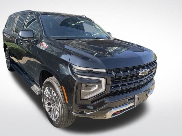 Used 2025 Black Chevrolet Z71 image 2