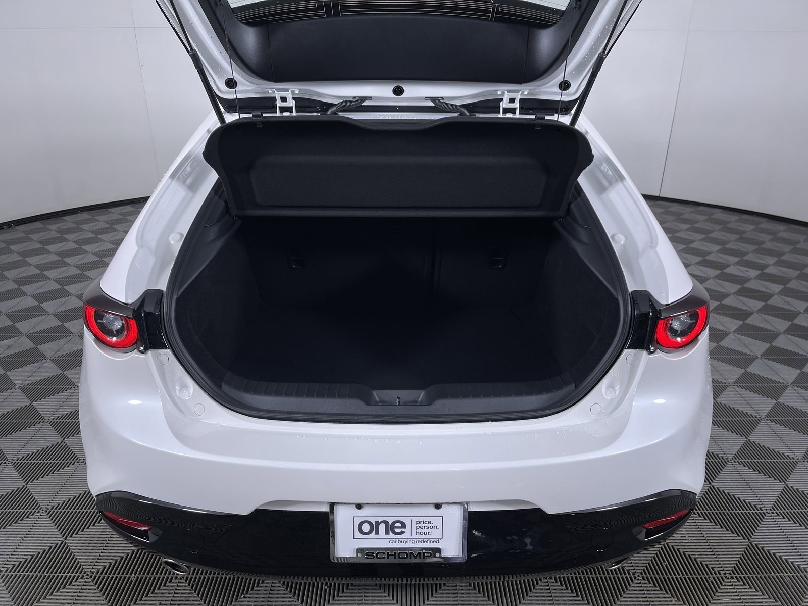 New 2026 Snowflake White Pearl Mazda 2.5 S Premium image 24