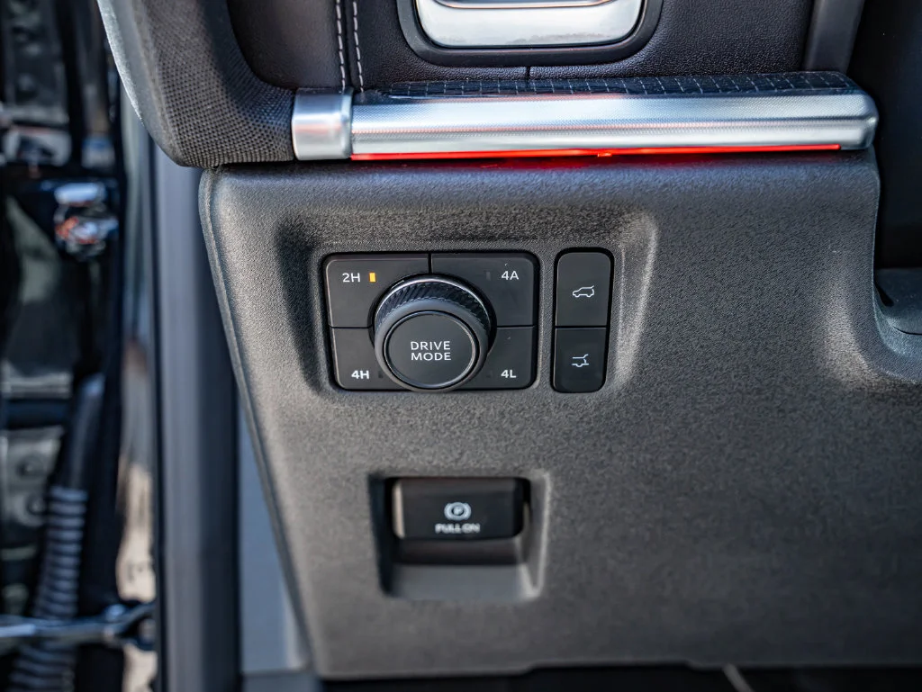 Used 2025 Black Ford Platinum image 12
