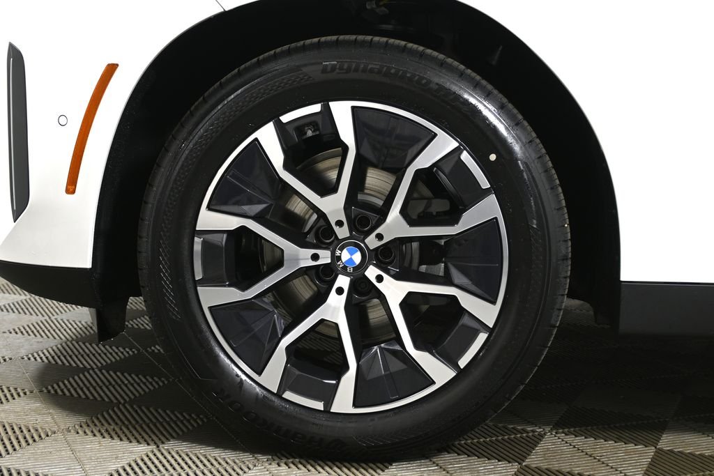 Used 2026 Alpine White BMW 30 xDrive image 12