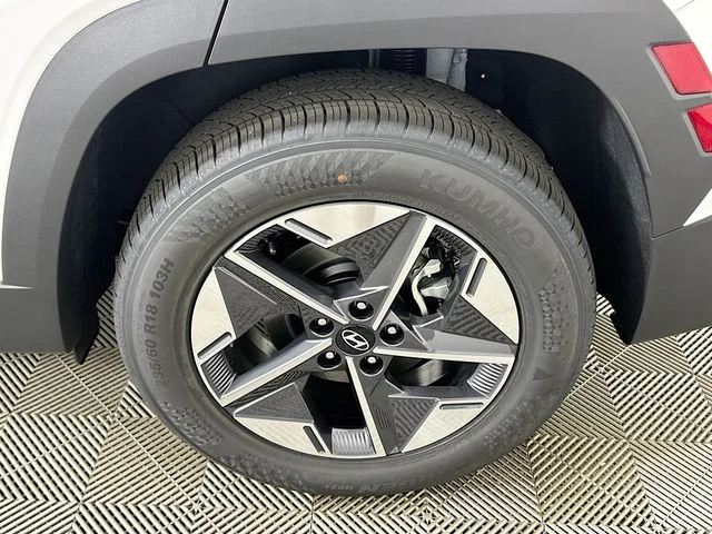 New 2026 Hyundai TUCSON SEL