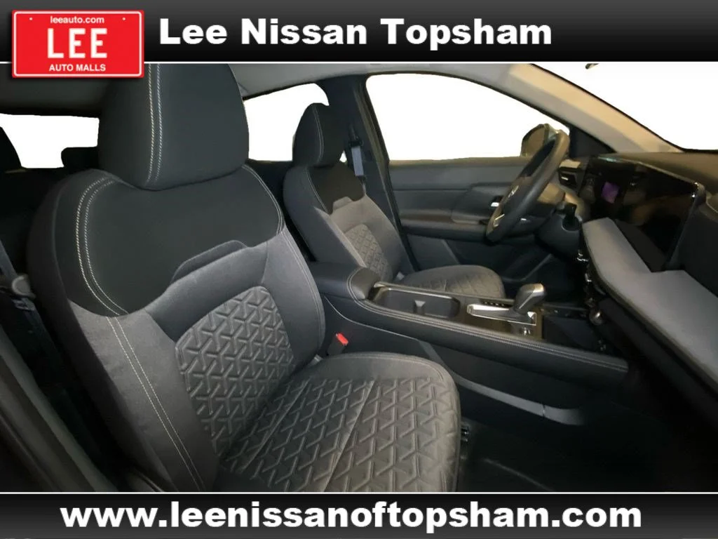 Used 2025 Gun Metallic Nissan SV image 16