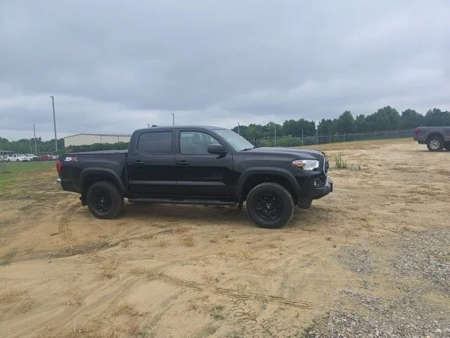 Used 2023 Black Toyota SR5 image 12