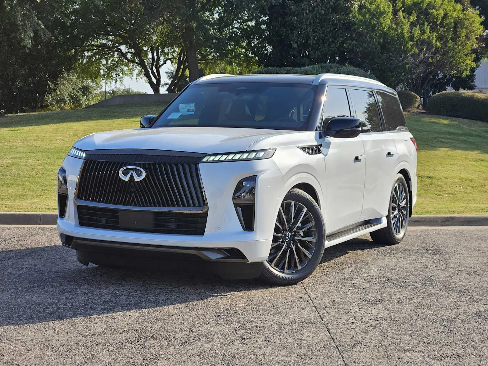 New 2027 INFINITI QX80 Autograph 4WD