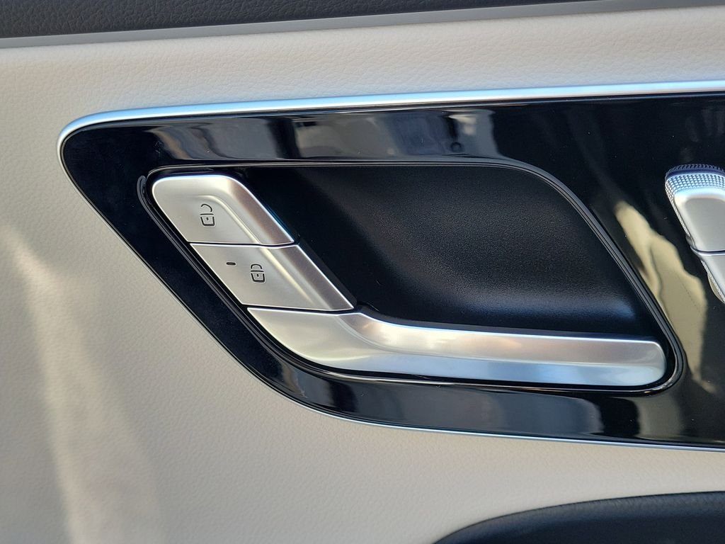 New 2026 Polar White Mercedes-Benz E 350 image 25