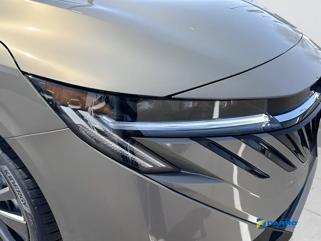 New 2026 Brown Nissan SL image 26
