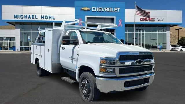 2023 Chevrolet Silverado HD Work Regular Cab 141" WB's photo