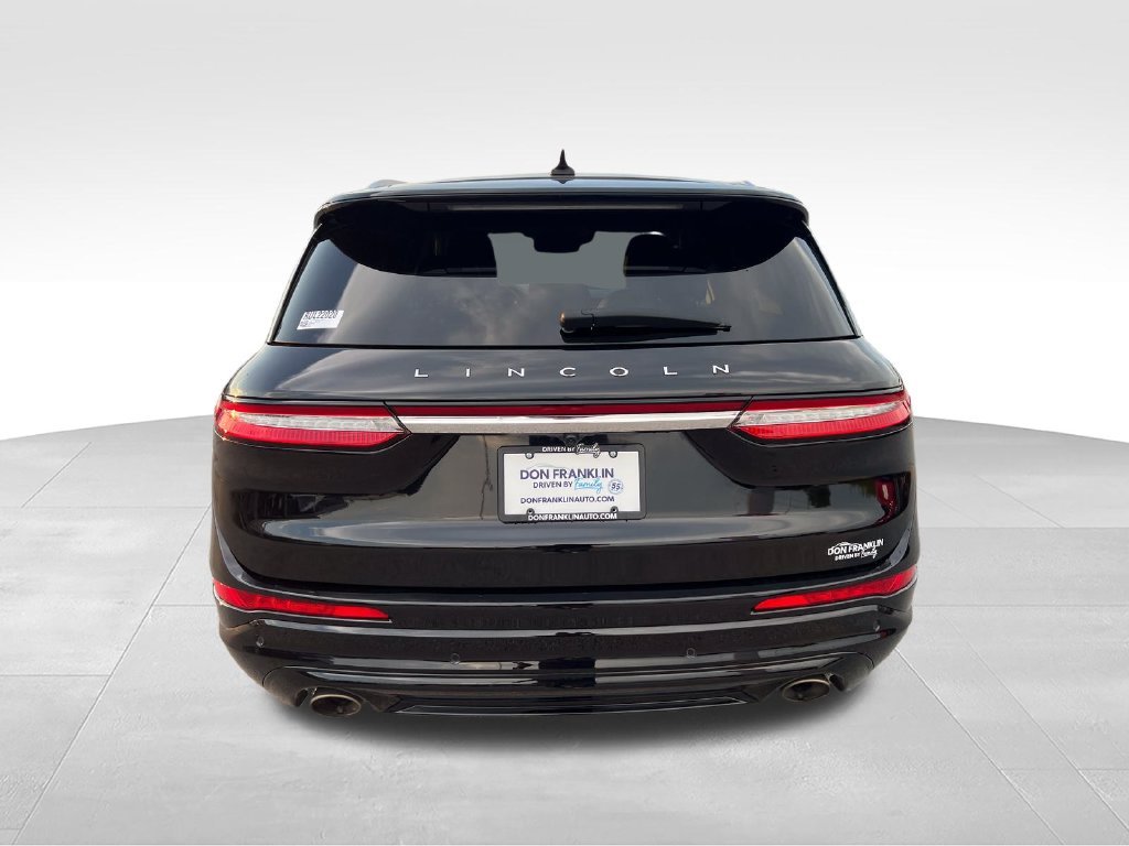 Used 2024 Black Lincoln Grand Touring image 4