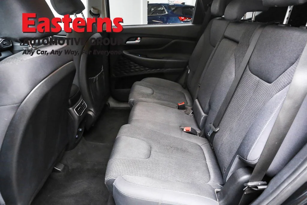 Used 2022 Black Hyundai SEL image 21