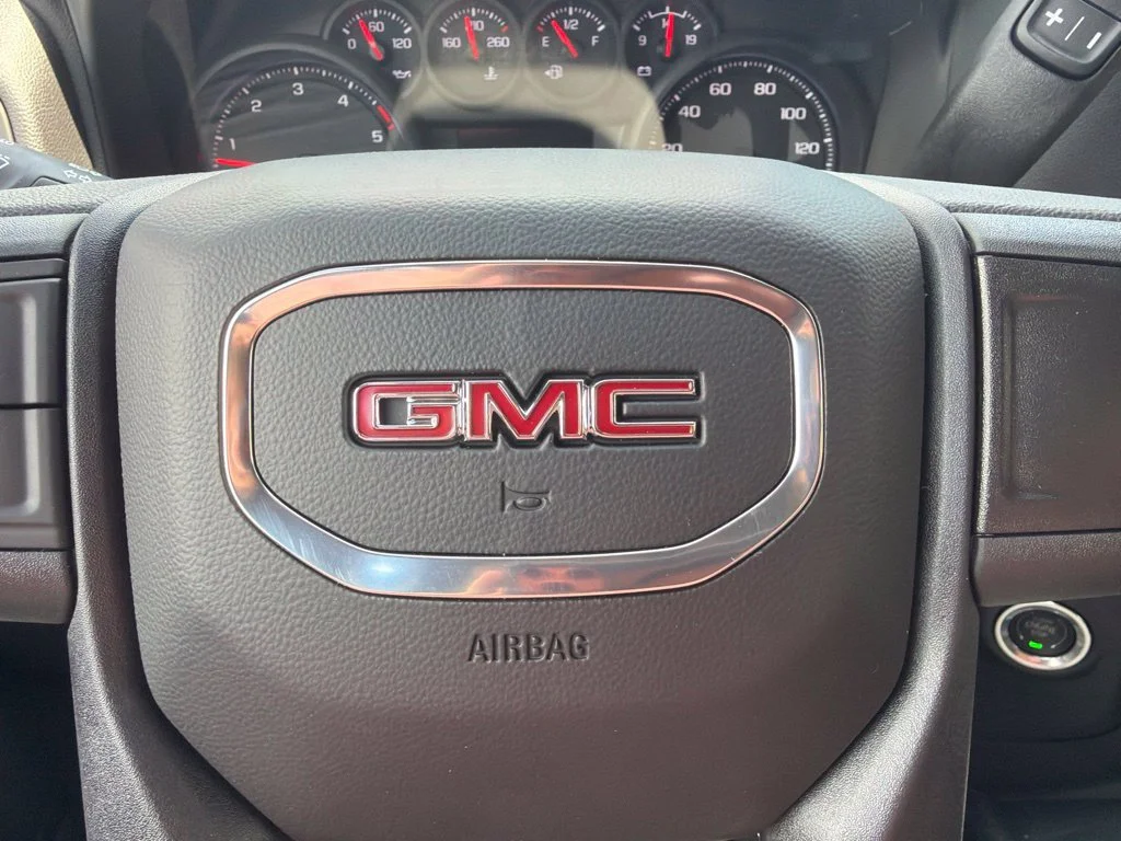 New 2026 Summit White GMC Pro image 23