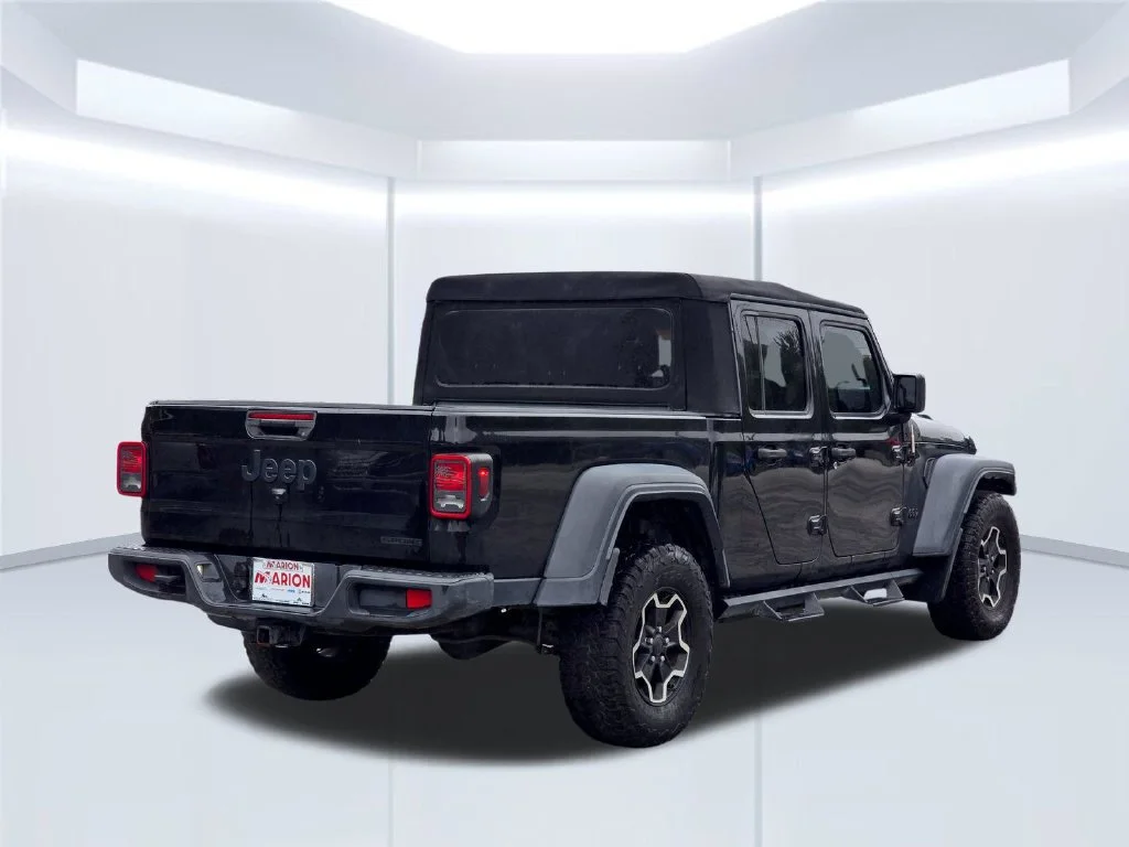 Used 2020 Black Jeep Sport image 15
