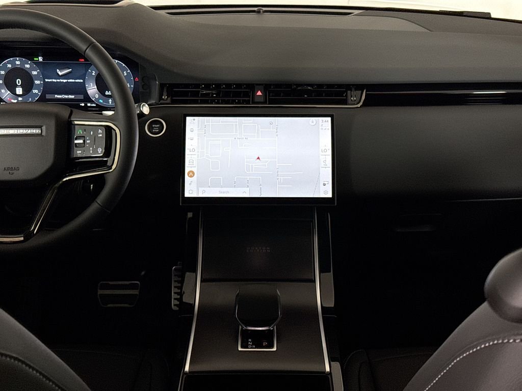 New 2026 Fuji White Land Rover Hoxton Edition image 15