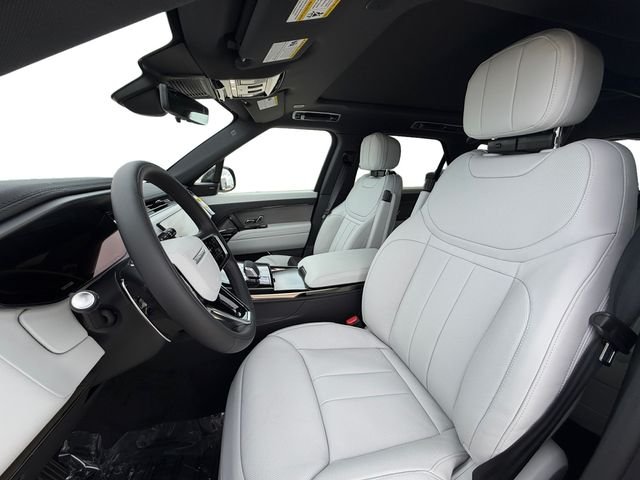 New 2026 Santorini Black Land Rover SE image 10