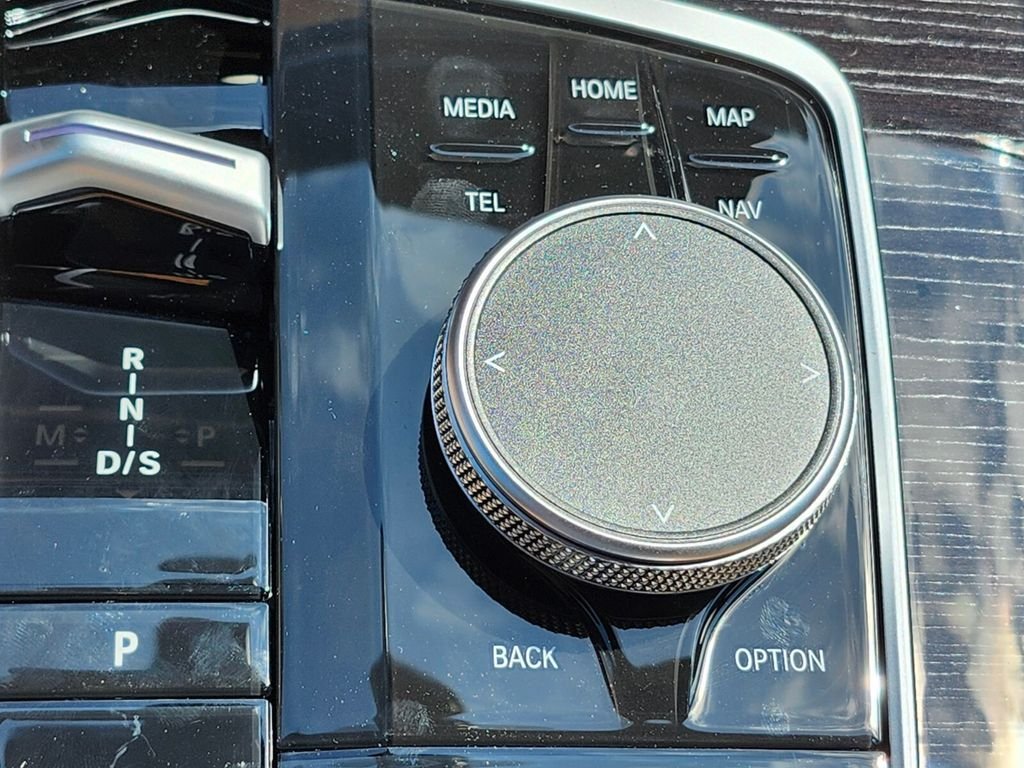 New 2026 Black BMW xDrive40i image 23