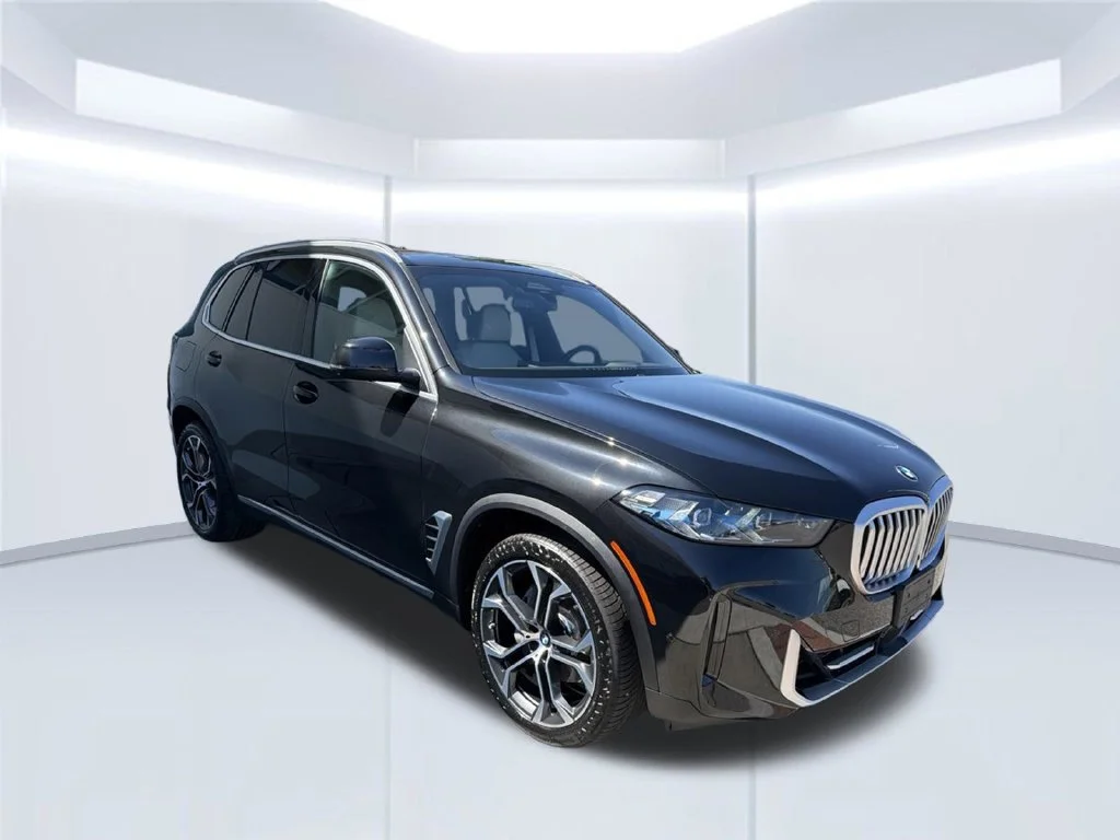New 2026 Black BMW xDrive40i image 8