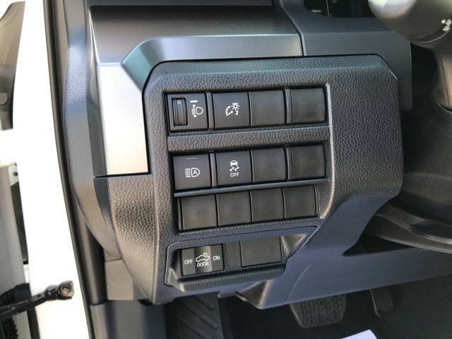 2026 Toyota Tacoma SR5 - Photo 13
