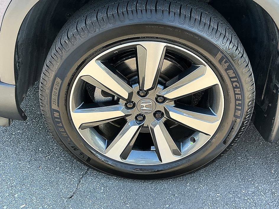 Used 2023 Blue Honda Touring image 10