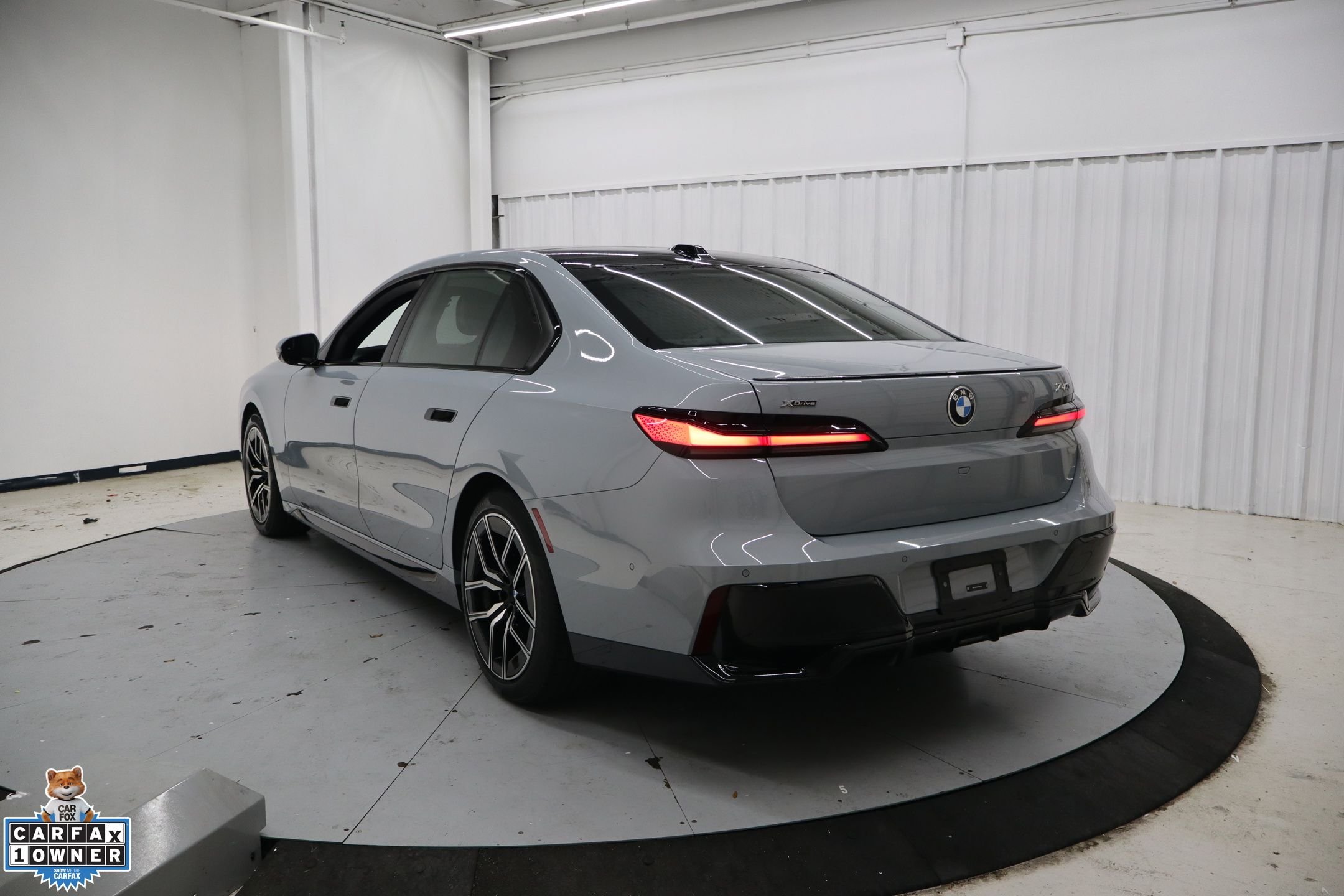 Used 2026 Black BMW 740i xDrive image 6