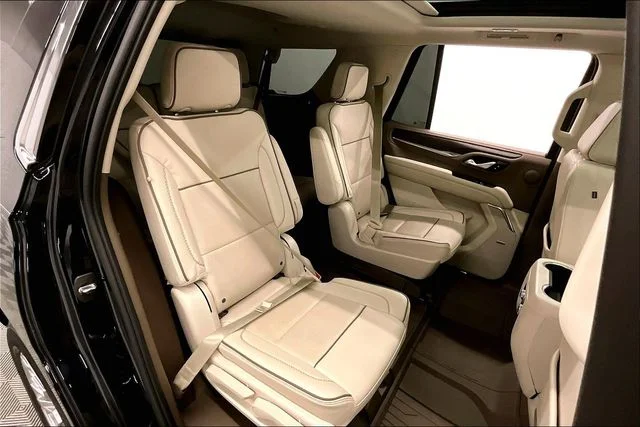 2023 GMC Yukon Denali - Photo 26